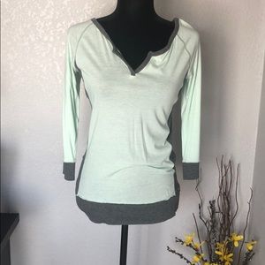 Express Teal Top